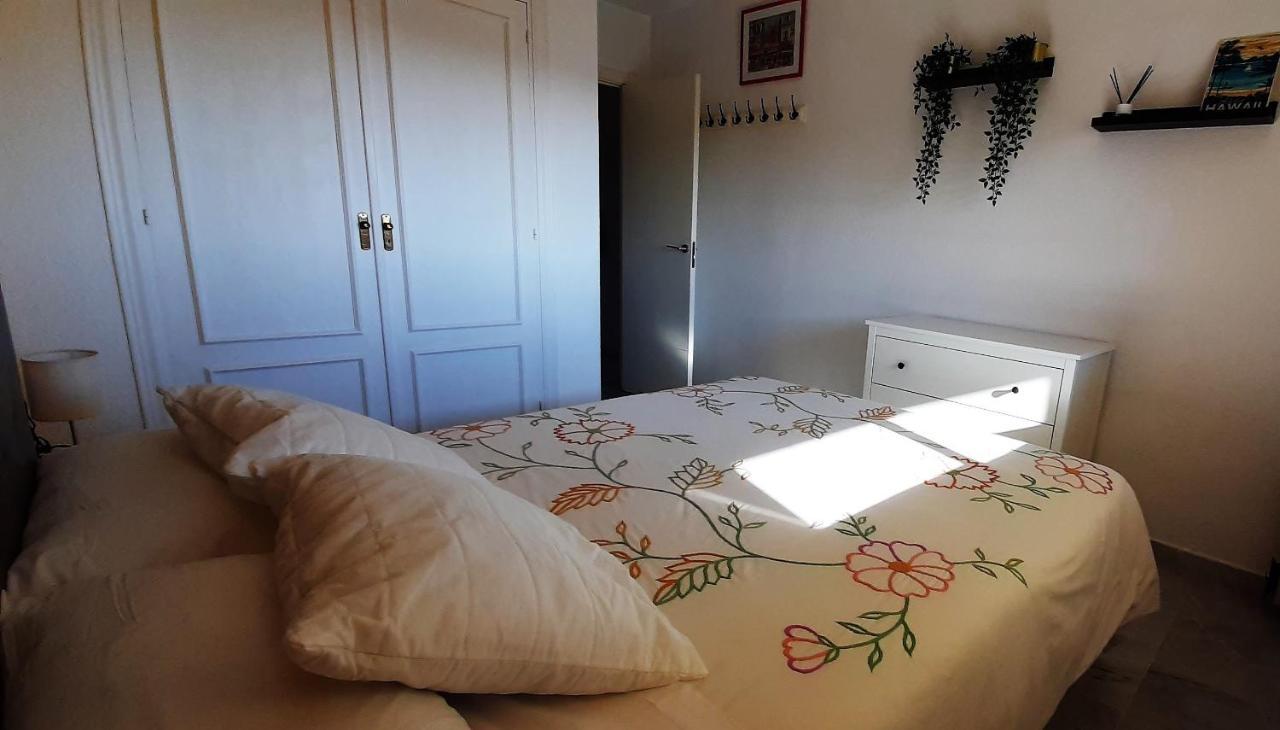 Fantastico Apartamento En La Carihuela Apartment ตอร์เรโมลิโนส ภายนอก รูปภาพ