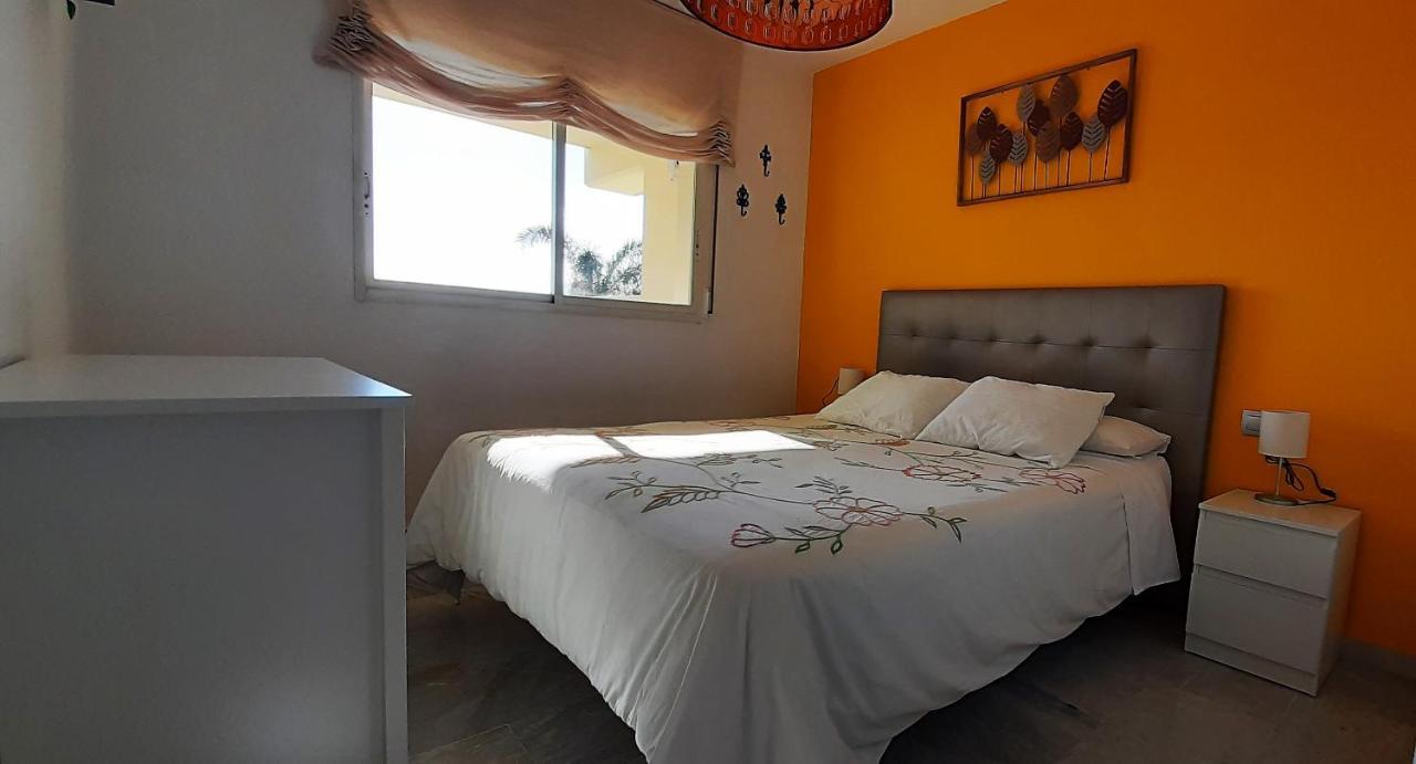 Fantastico Apartamento En La Carihuela Apartment ตอร์เรโมลิโนส ภายนอก รูปภาพ