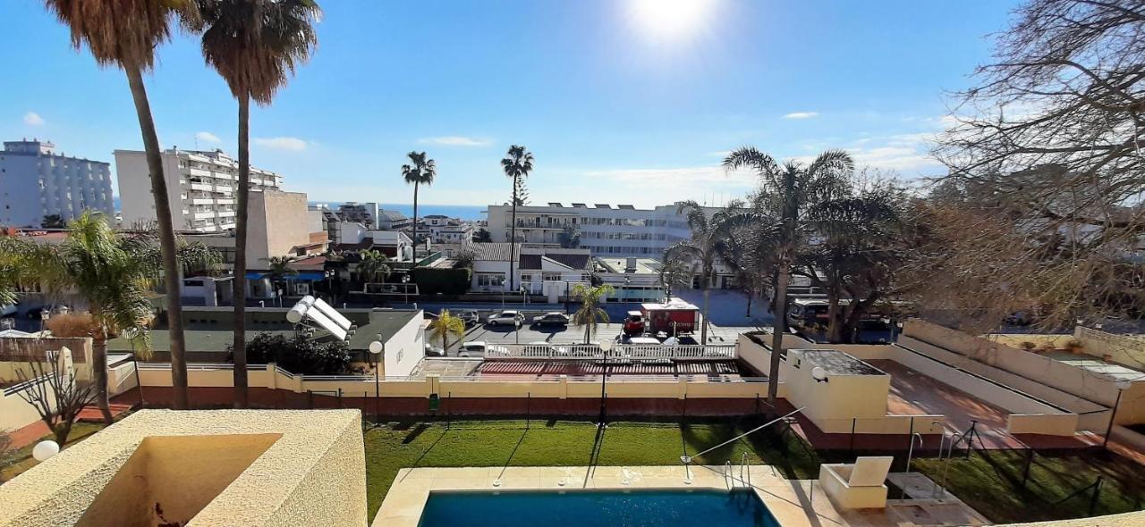 Fantastico Apartamento En La Carihuela Apartment ตอร์เรโมลิโนส ภายนอก รูปภาพ