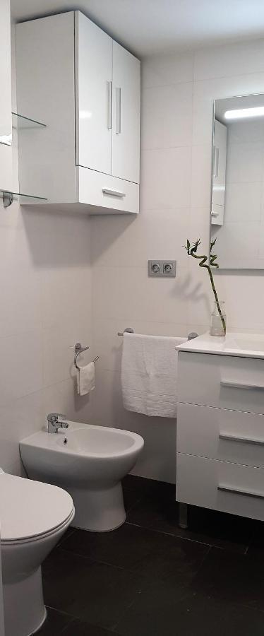 Fantastico Apartamento En La Carihuela Apartment ตอร์เรโมลิโนส ภายนอก รูปภาพ