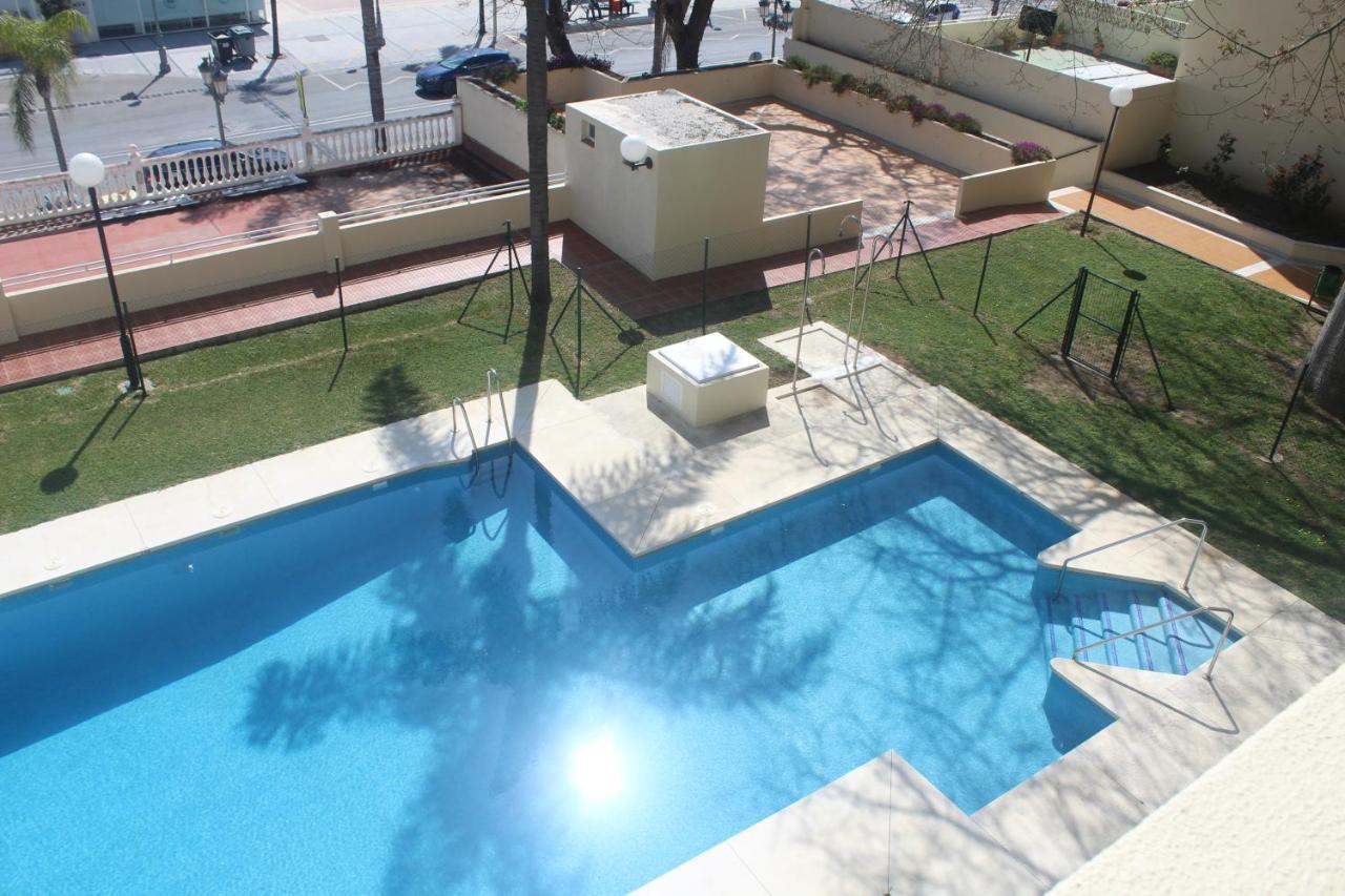 Fantastico Apartamento En La Carihuela Apartment ตอร์เรโมลิโนส ภายนอก รูปภาพ